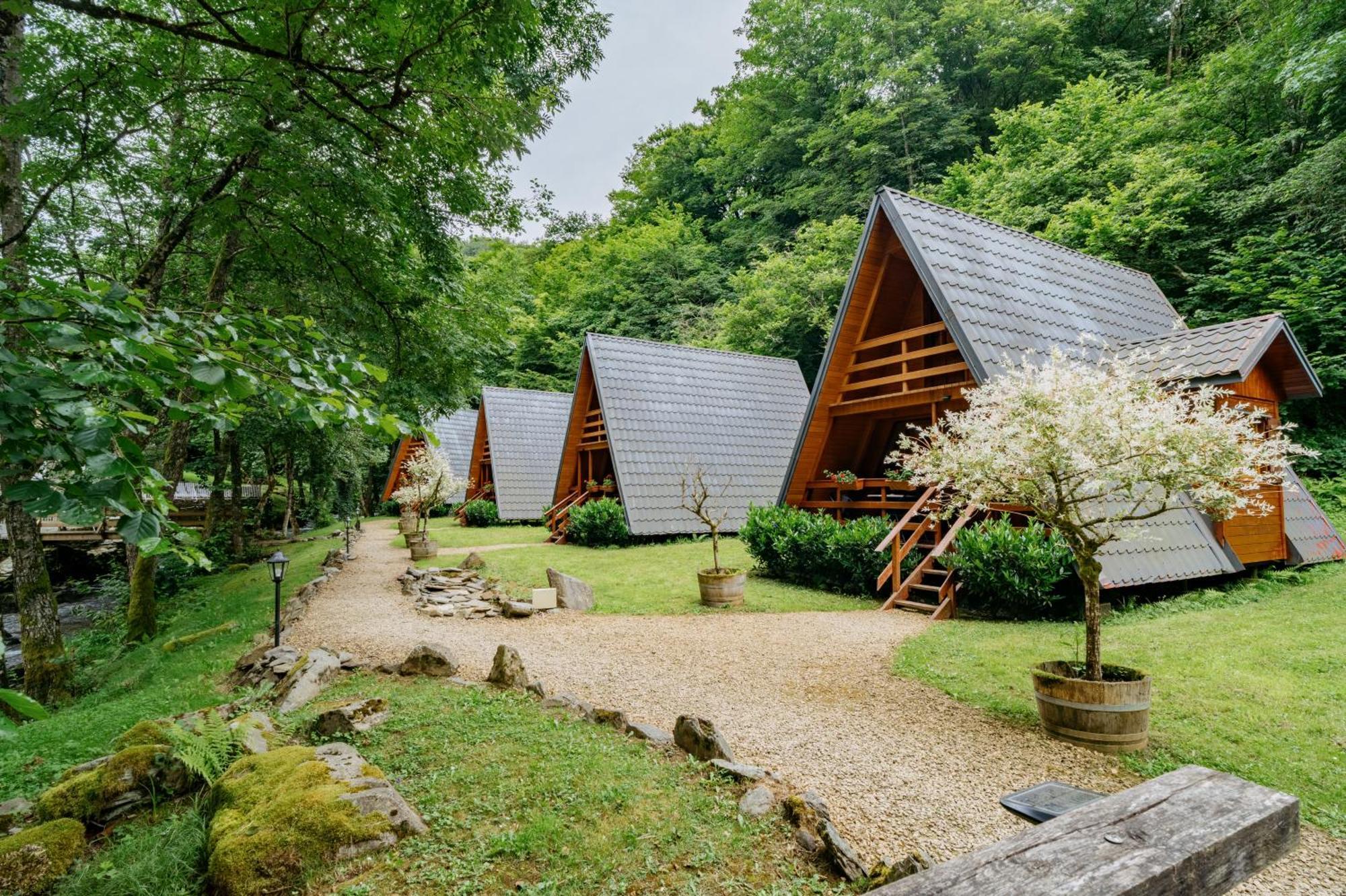 Hotel L'Eau Vive Vresse-sur-Semois ภายนอก รูปภาพ