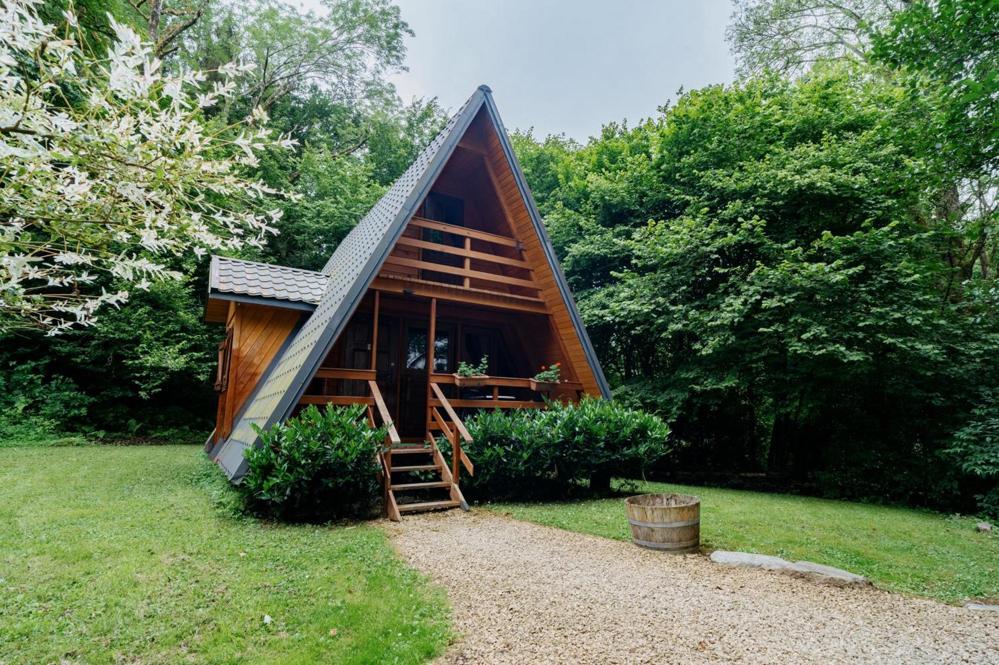 Hotel L'Eau Vive Vresse-sur-Semois ภายนอก รูปภาพ