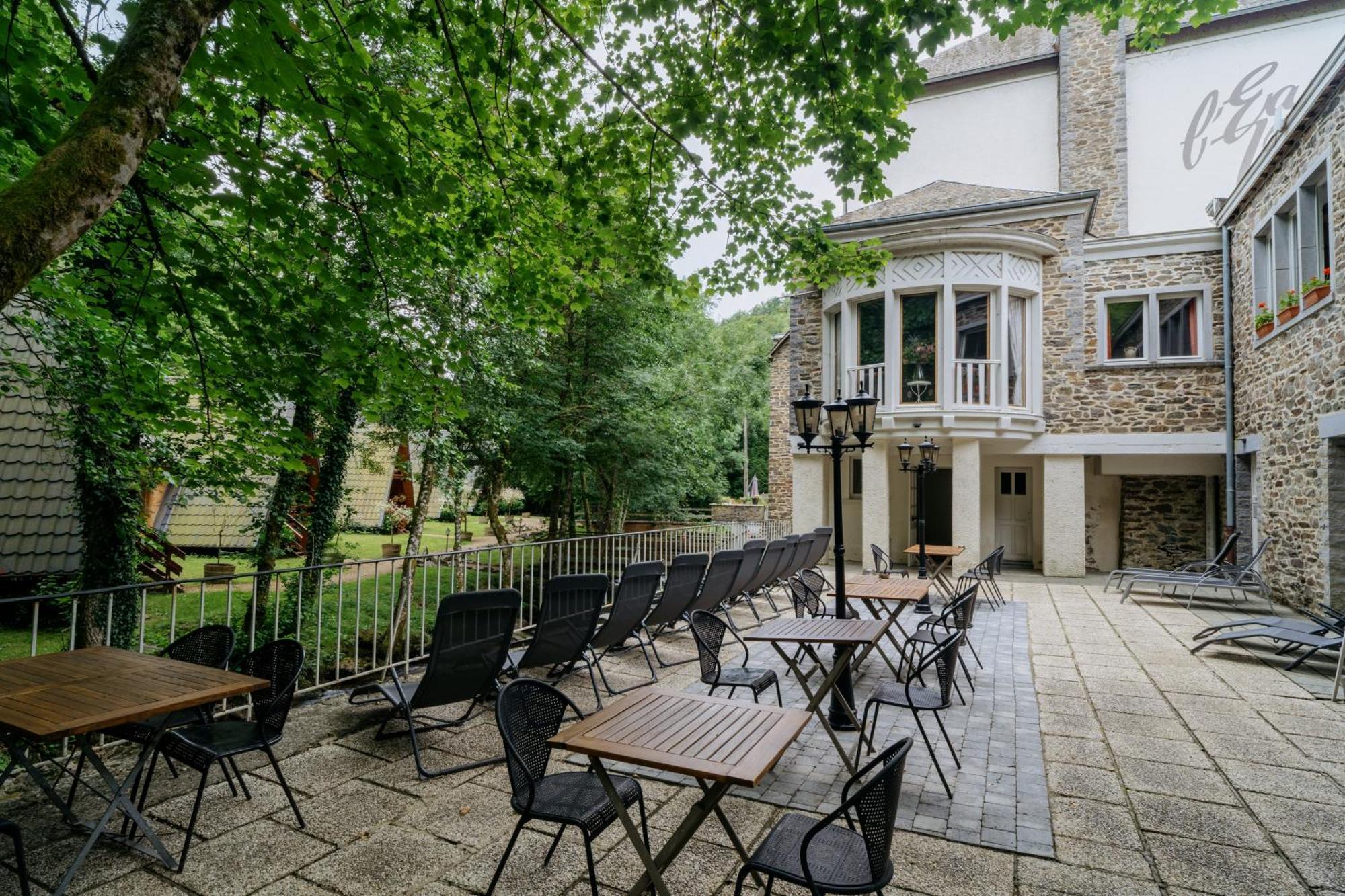 Hotel L'Eau Vive Vresse-sur-Semois ภายนอก รูปภาพ