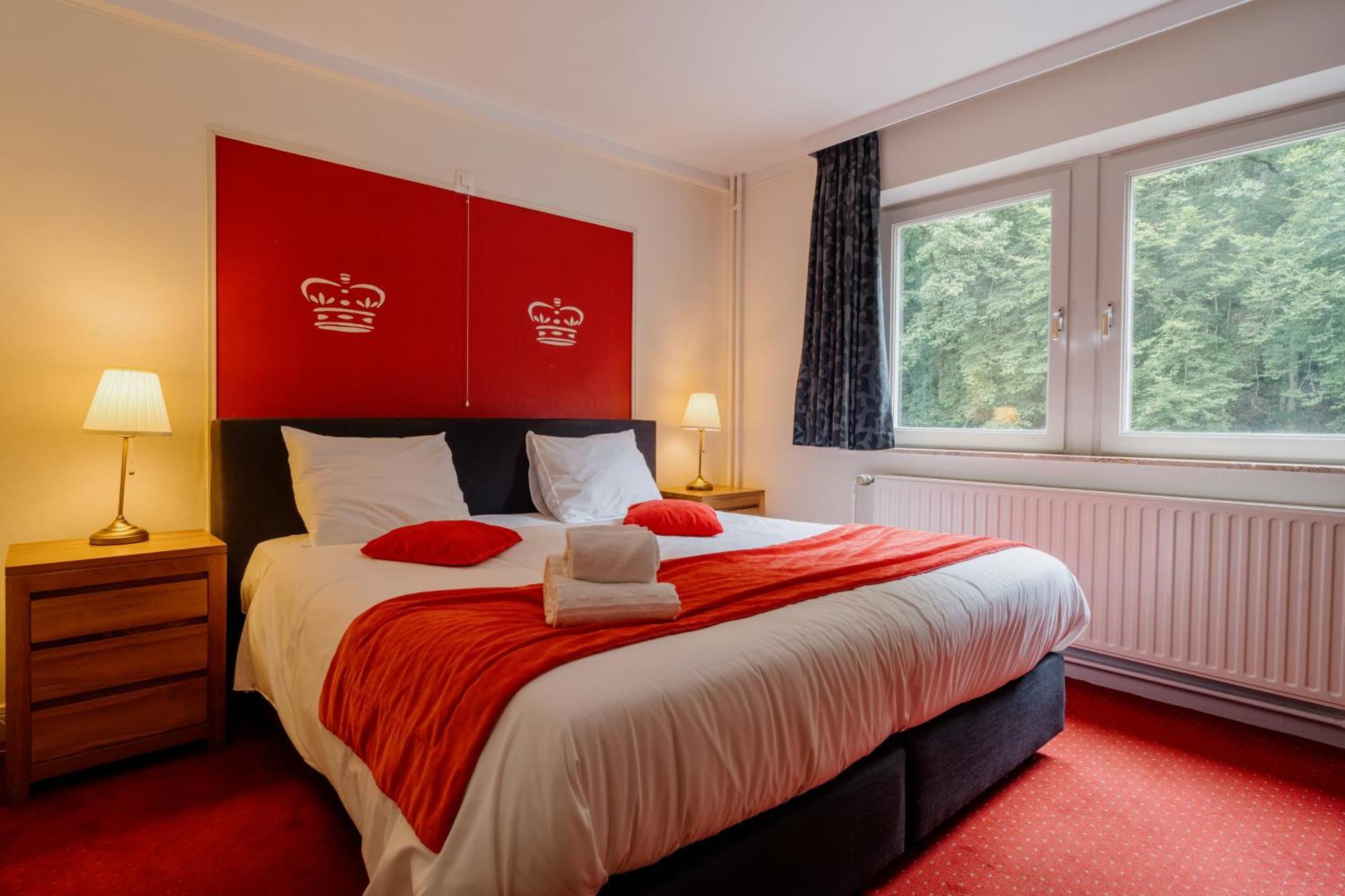 Hotel L'Eau Vive Vresse-sur-Semois ภายนอก รูปภาพ