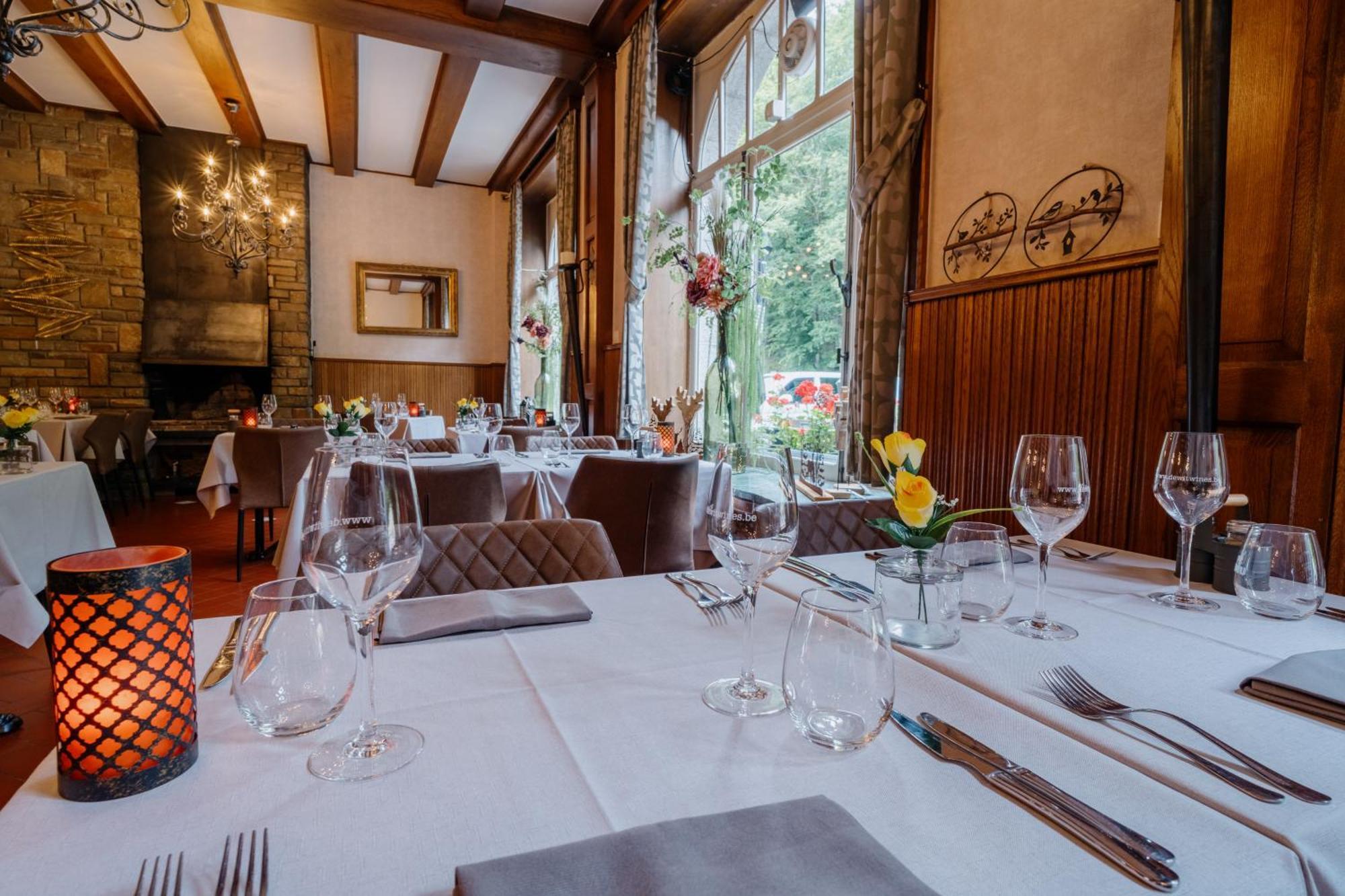 Hotel L'Eau Vive Vresse-sur-Semois ภายนอก รูปภาพ