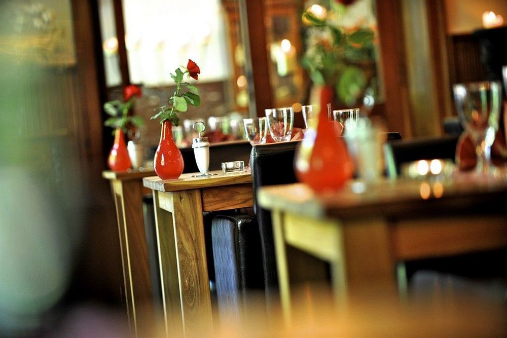 Hotel L'Eau Vive Vresse-sur-Semois ภายนอก รูปภาพ